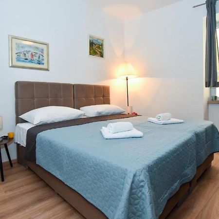 Rooms Patricija 2 Zadar Bagian luar foto
