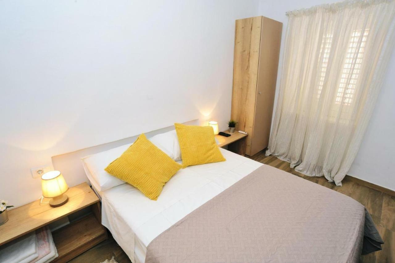 Rooms Patricija 2 Zadar Bagian luar foto