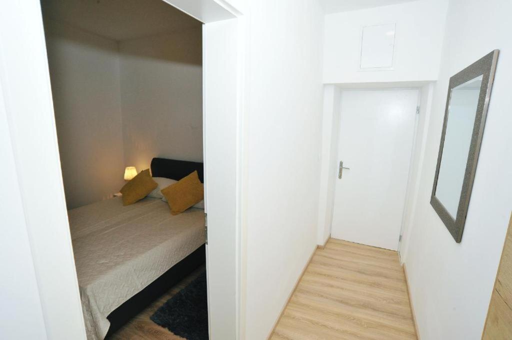 Rooms Patricija 2 Zadar Bagian luar foto
