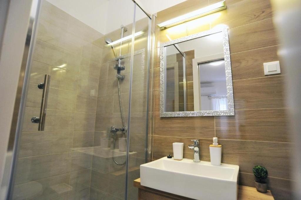 Rooms Patricija 2 Zadar Bagian luar foto